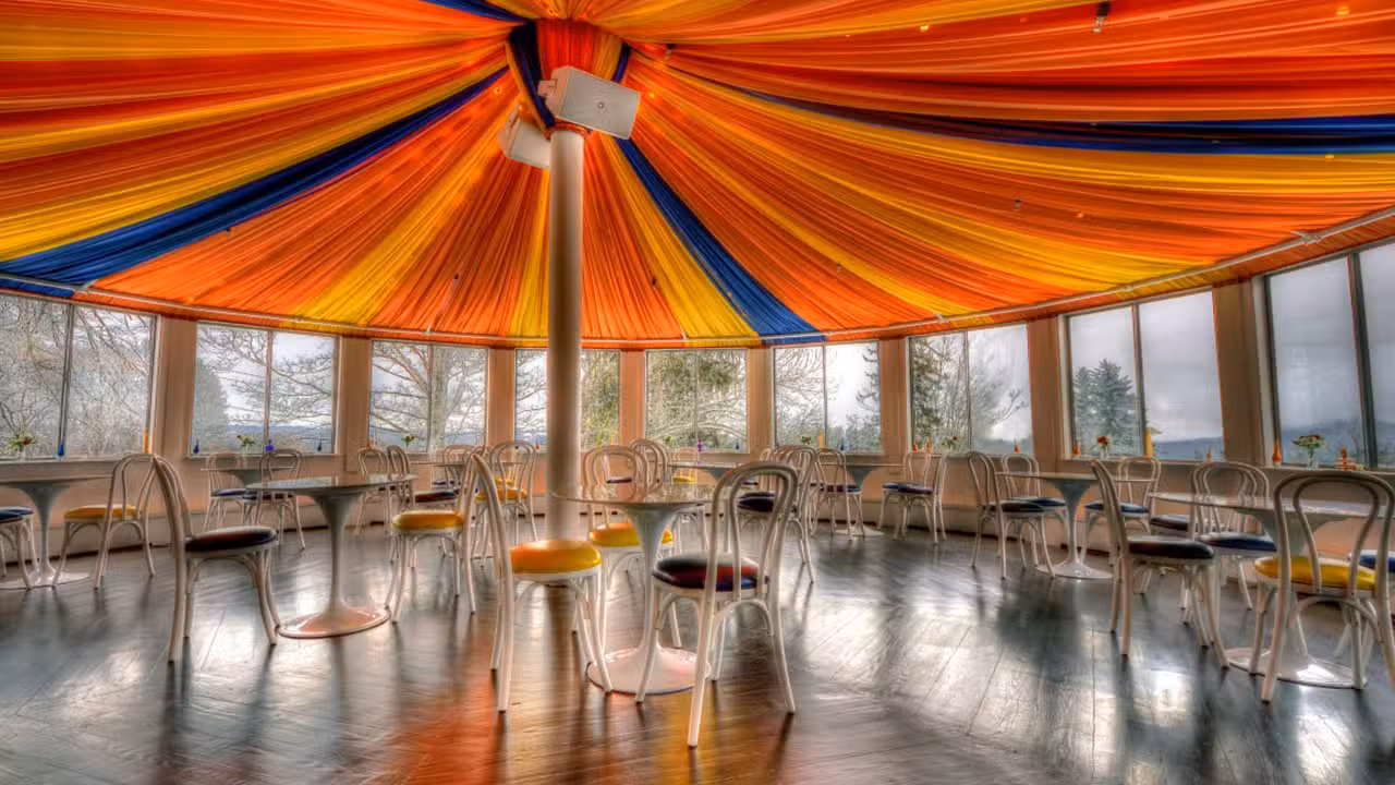 Bellflower Restaurant &amp; Terrace - Bellflower Restaurant & Terrace - Apple Tree Inn, Lenox, MA