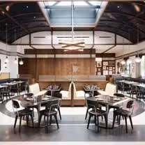 Una foto del restaurante Tops Diner