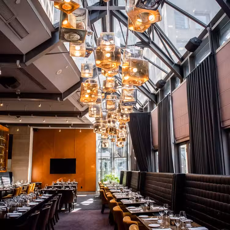 Interior - Jump Restaurant, Toronto, ON