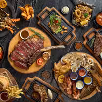 Una foto del restaurante Sears and Co Bar and Grill