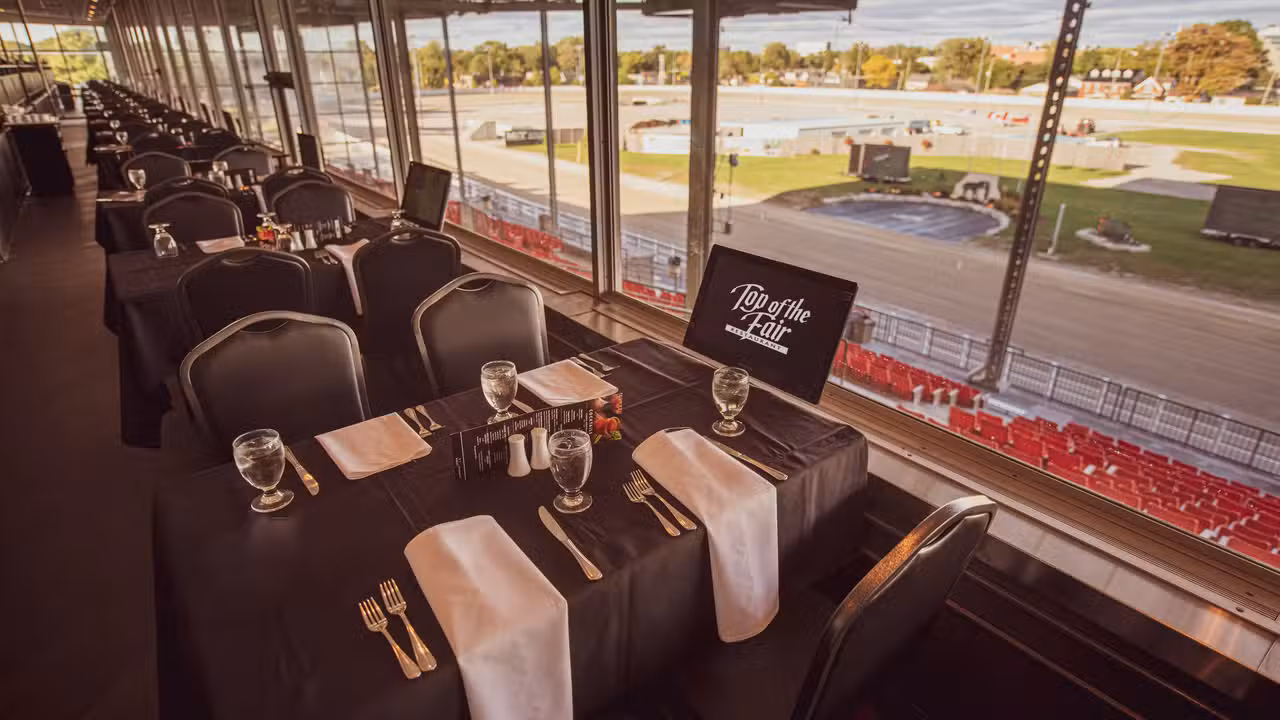 Dinner paired with a panoramic view of London - Top of the Fair - Western Fair District ON London