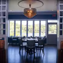 A photo of Gatsby's Landing- Roslyn restaurant