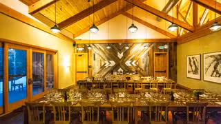 Una foto del restaurante Rush Creek Lodge