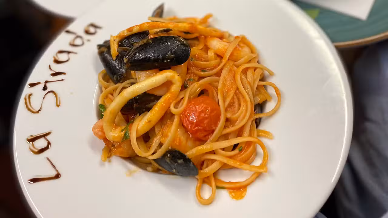 LA STRADA RESTAURANT - La Strada Wiltshire Wiltshire
