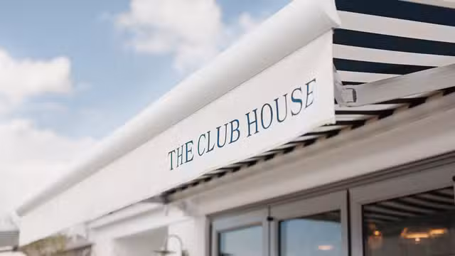 Una foto del restaurante The Clubhouse West Bexington