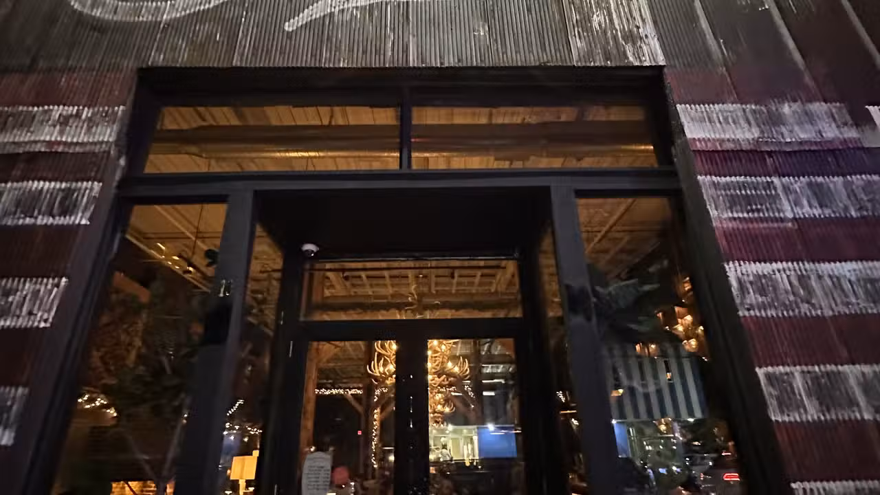 Exterior - Shelter Wynwood, Miami, FL