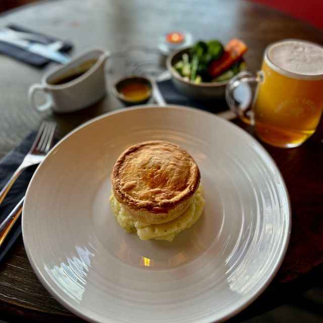 The Ash Tree Inn - Updated 2026, Gastro Pub in Tadcaster, North Yorkshire