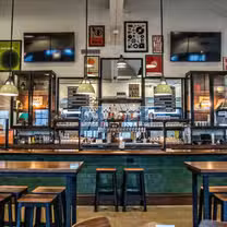A photo of Perennial on Lockwood restaurant