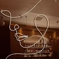 Una foto del restaurante Leona's