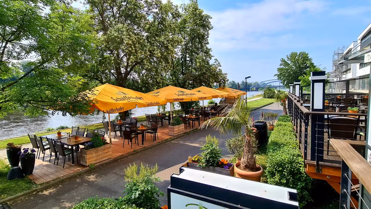 Unser familienfreundliches Restaurant  an der Elbe - Daniel's, Magdeburg, ST