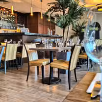 A photo of Bistro Le Monde restaurant
