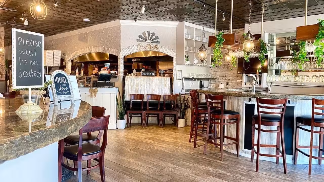 Interior - Scuderia Italian Cuisine, Bradenton, FL