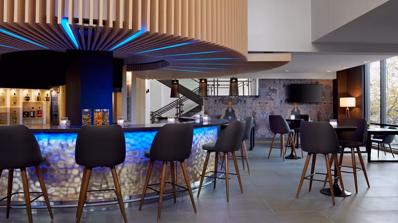 Interior - Coape & Felton, Sherbrooke, QC