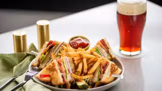 Una foto del restaurante Grille 254