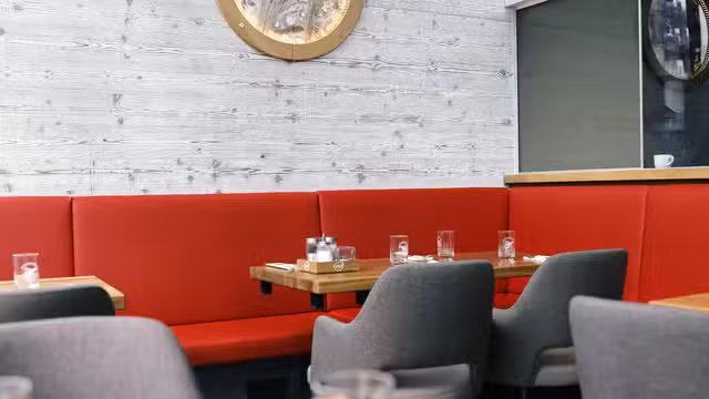 A photo of Hummer Pedersen restaurant