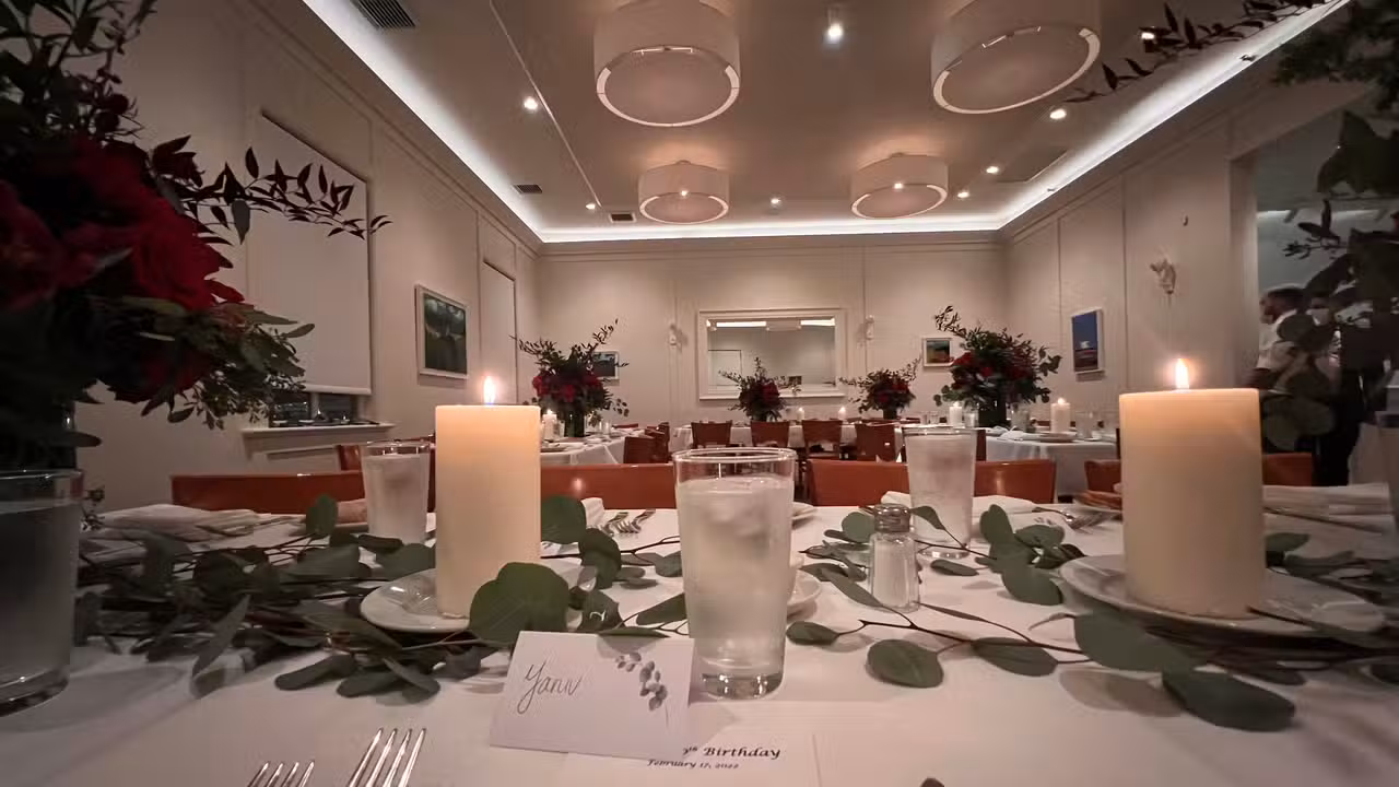 Binnenkant - Trattoria Diane, Roslyn, NY