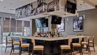 A photo of Streetlight Kitchen & Bar restaurant