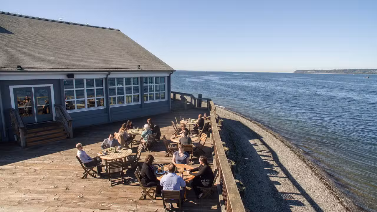 Seaside dining at Packers Kitchen + Bar - Packers Kitchen + Bar, Blaine, WA
