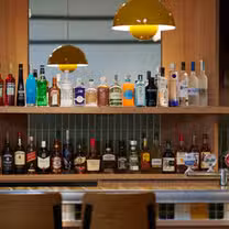 Foto von The Statesman Hotel - Policy Dining Restaurant