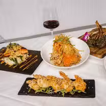 Foto von Reservations Bar & Bistro Restaurant