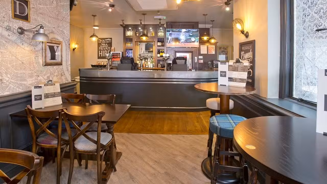 Binnenkant - The Coach House, London, London