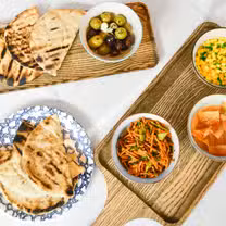 Una foto del restaurante Tzeva