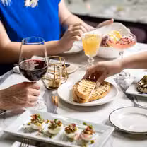 Foto von Cork & Fork Restaurant