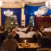 Una foto del restaurante Weihenstephaner Wiesbaden