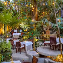 A photo of Cafe des Artistes - Puerto Vallarta restaurant