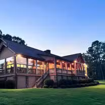 Una foto del restaurante The Retreat at Ridgeway: Lake Wateree Dining