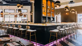Foto von Vulcania - Mammoth Restaurant