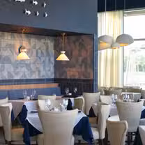 Foto von Azzurro Italian Coastal Cuisine Restaurant