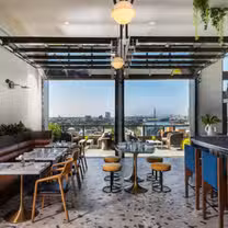 A photo of Bar Julian restaurant