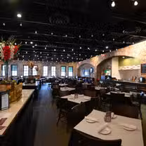 A photo of Romano's Macaroni Grill - North Olmsted restaurant