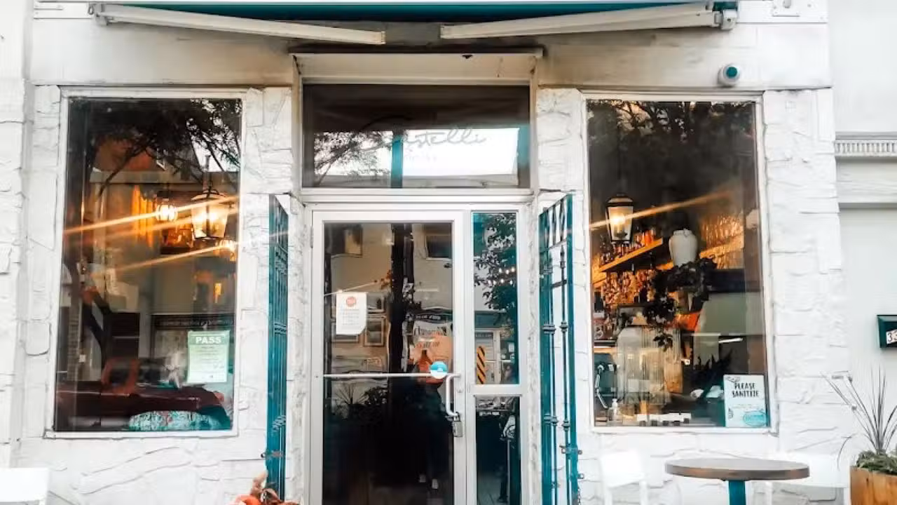 Castelli Cucina, Hamilton, ON