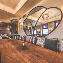 A photo of Leo's Restaurant, Café & Wine-Bar restaurant