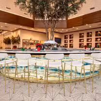 Una foto del restaurante Limani - Charlotte