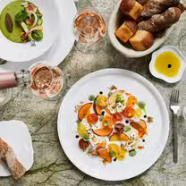 A photo of Le Jardinier - Houston restaurant