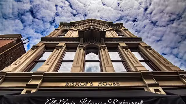A photo of Al-Amir Lebanese Restaurant Portland Oregon restaurant