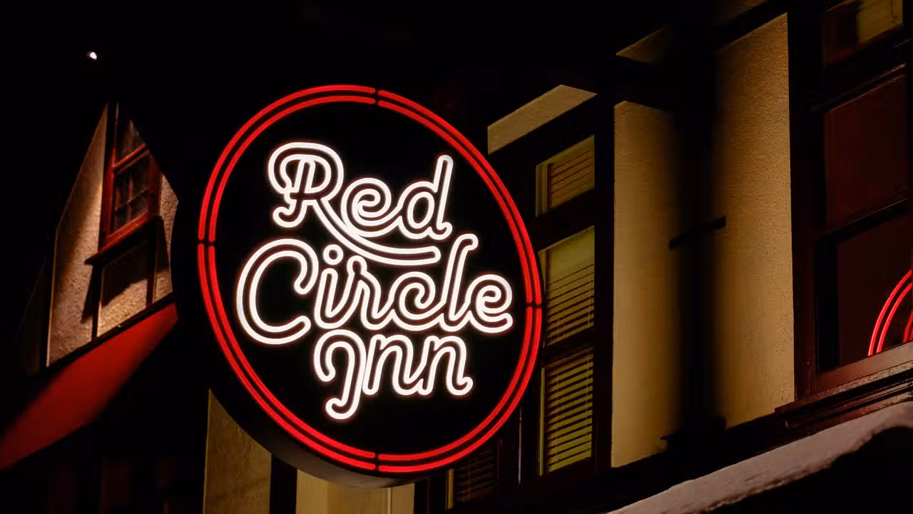 Buitenkant - Red Circle Inn, Nashotah, WI