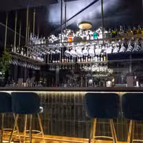 Una foto del restaurante The Nook On Five