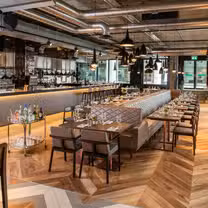 Una foto del restaurante Drake & Morgan at King's Cross