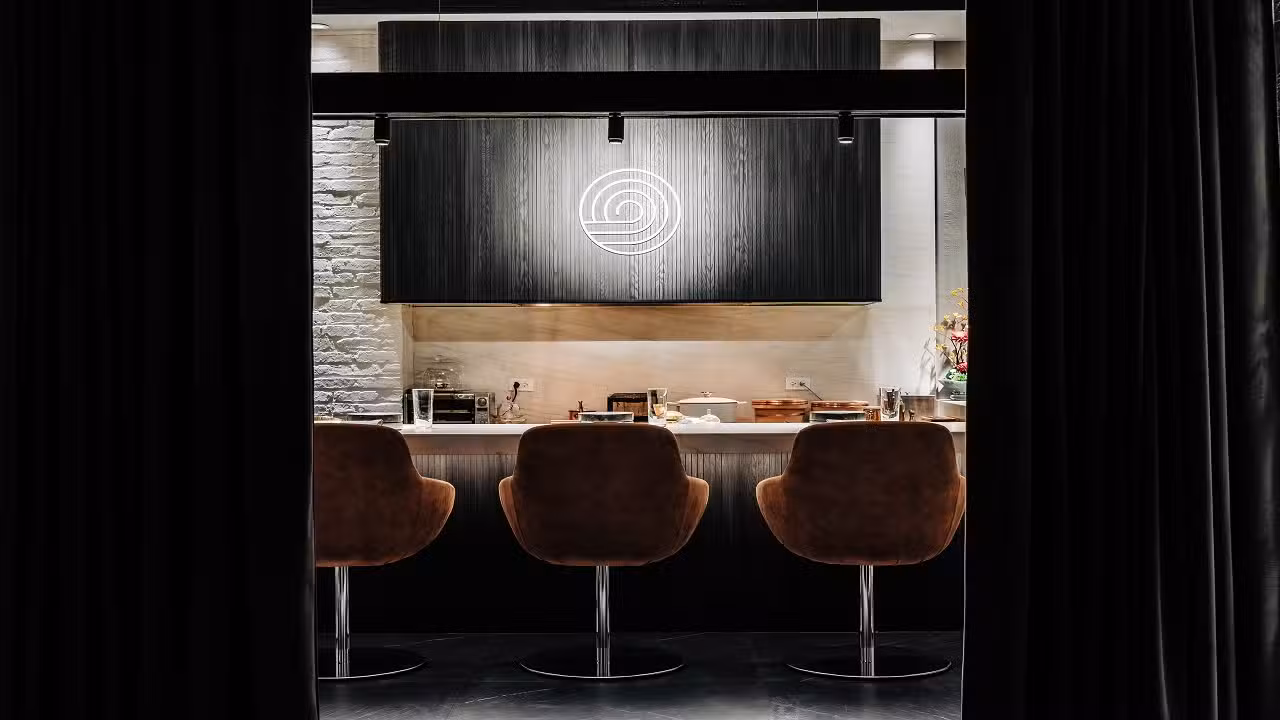 Interior - The Omakase Room at Sushi-san, Chicago, IL