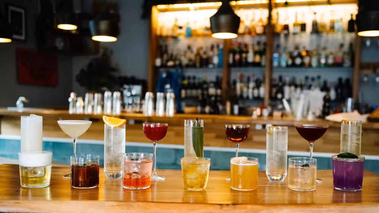 FABELEI - craft cocktails in bright atmosphere - FABELEI Cocktailbar, Berlin, BE
