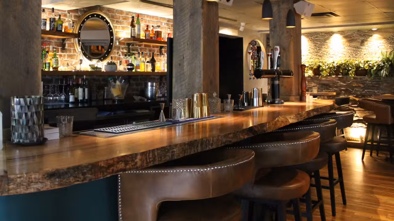 Binnenkant - Little Fish, Halifax, NS