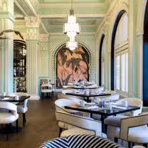 Una foto del restaurante Monarch at Grand Galvez
