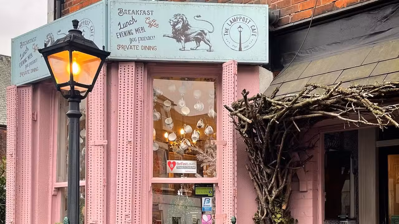 Buitenkant - The Lamppost Cafe, Belfast, City of Belfast