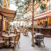 A photo of Café en Seine restaurant