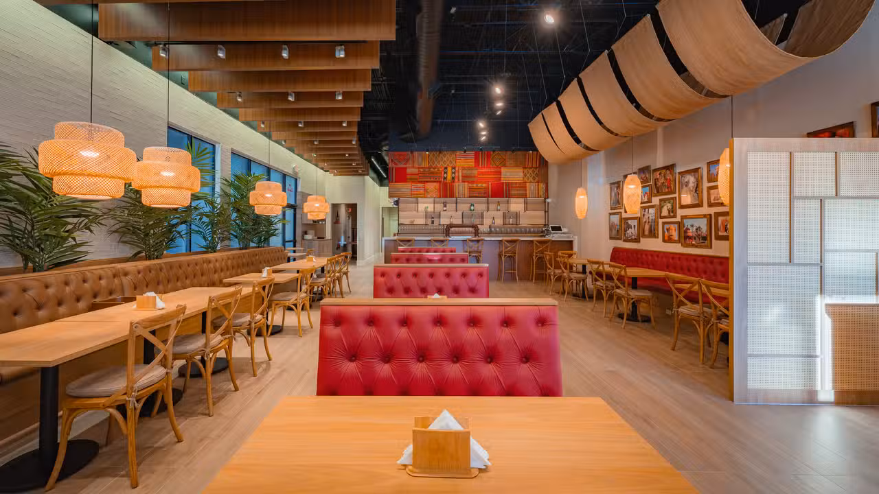 Interior - Camelo Pizzaria, Orlando, FL