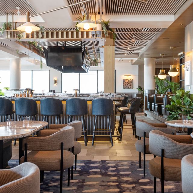 Earls Kitchen + Bar - Yorkdale Restaurant - Toronto, ON | OpenTable